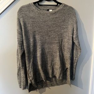 H&M Grey Sweater Top
